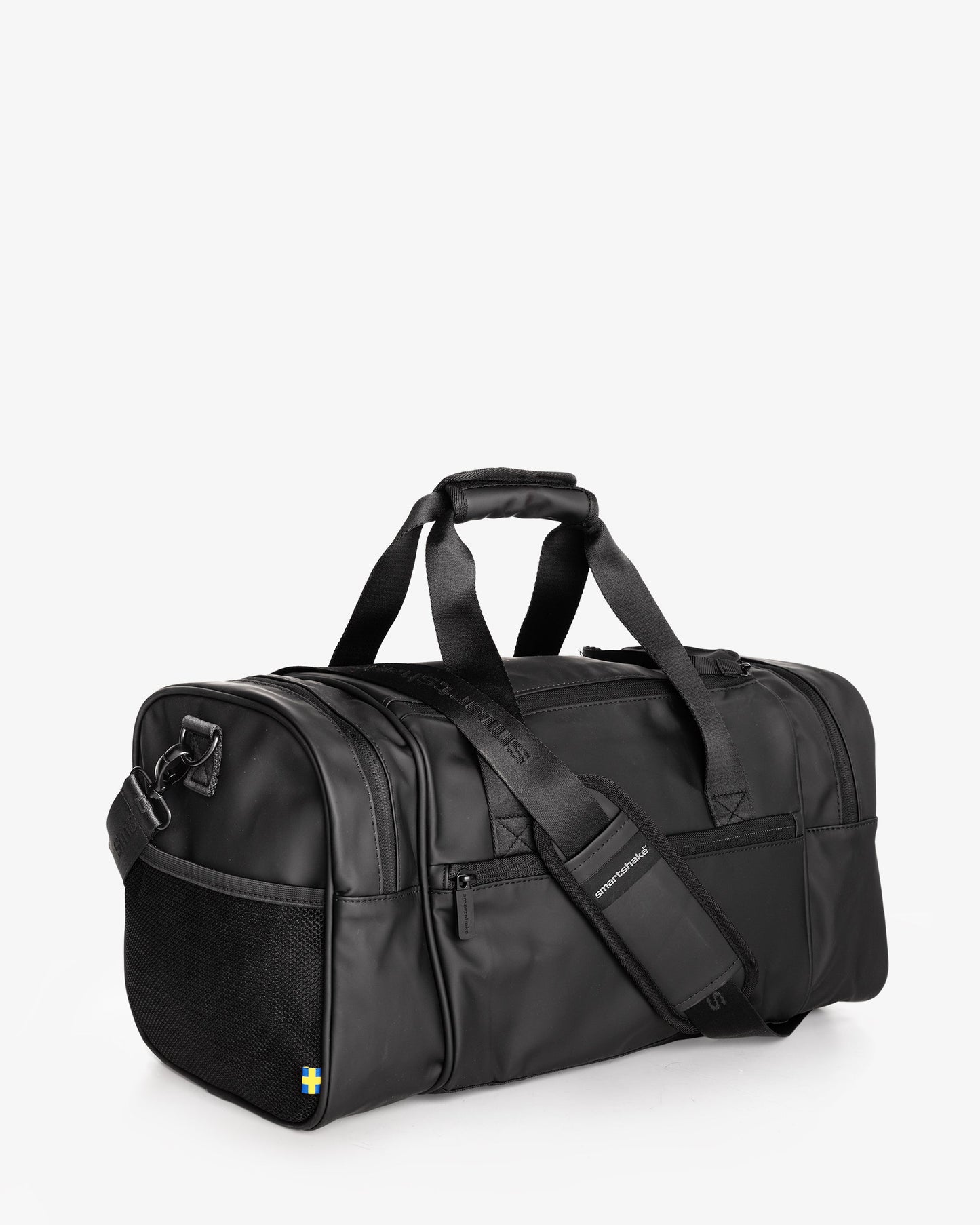 gym-bag-black-a9 Smartshake_GymBag_Black_3_4_back.jpg