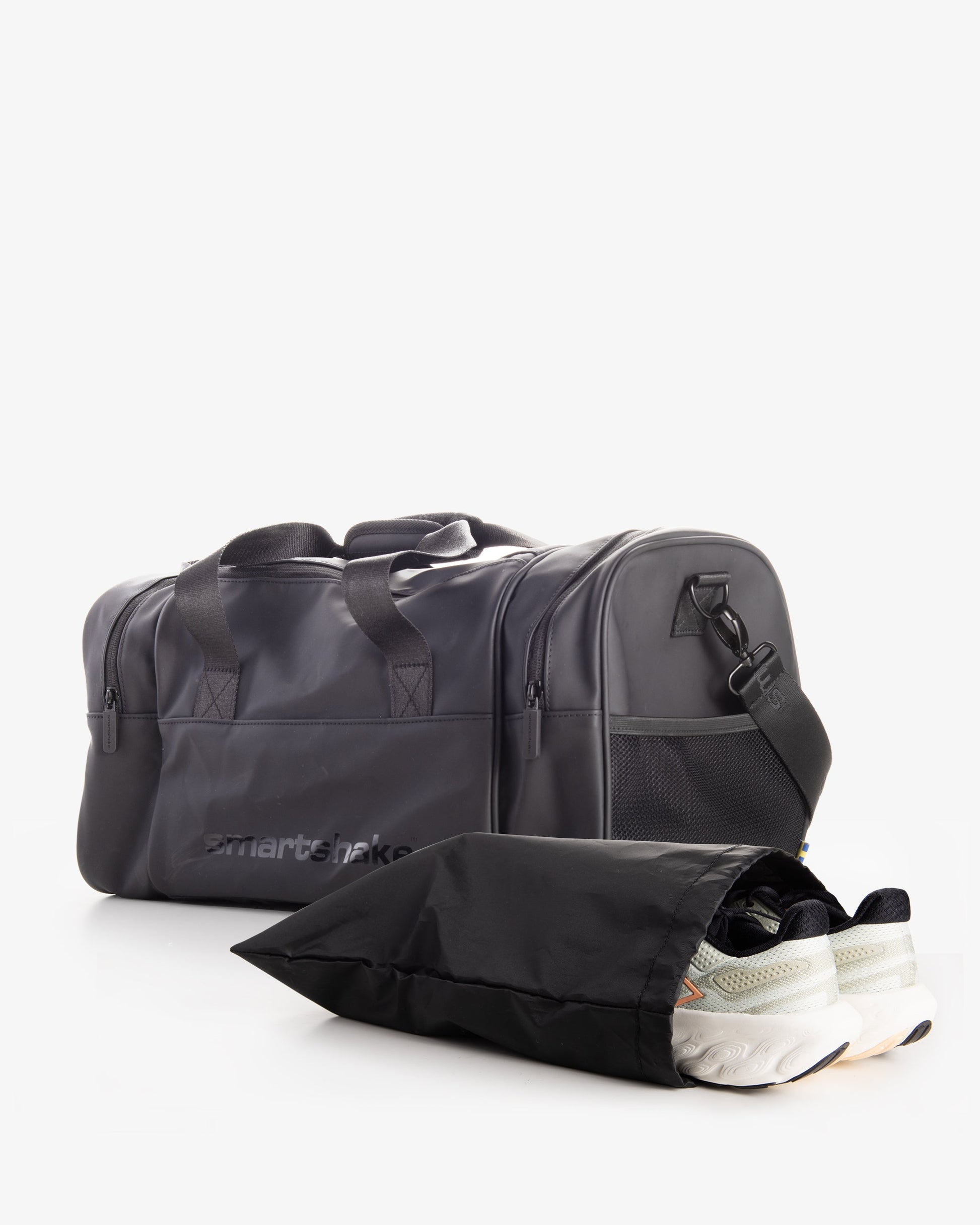 gym-bag-black-a9 Smartshake_gym_bag_Black_unassamled_24a00c8d-f290-45f6-bb42-151f345784ff.jpg